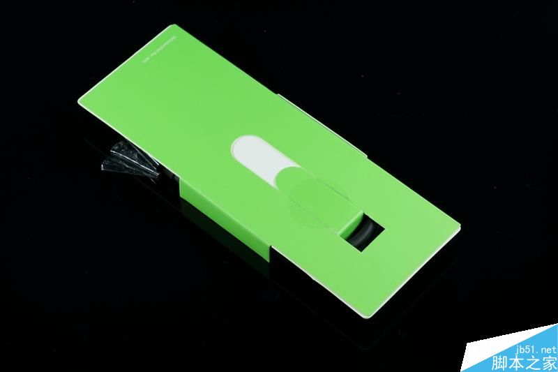貝爾金Thunderbolt 3數(shù)據(jù)線開(kāi)箱及拆解:支持5K視頻