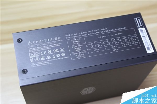 酷冷至尊MasterWatt Maker 1200W電源圖賞:用料做工頂級(jí)水平