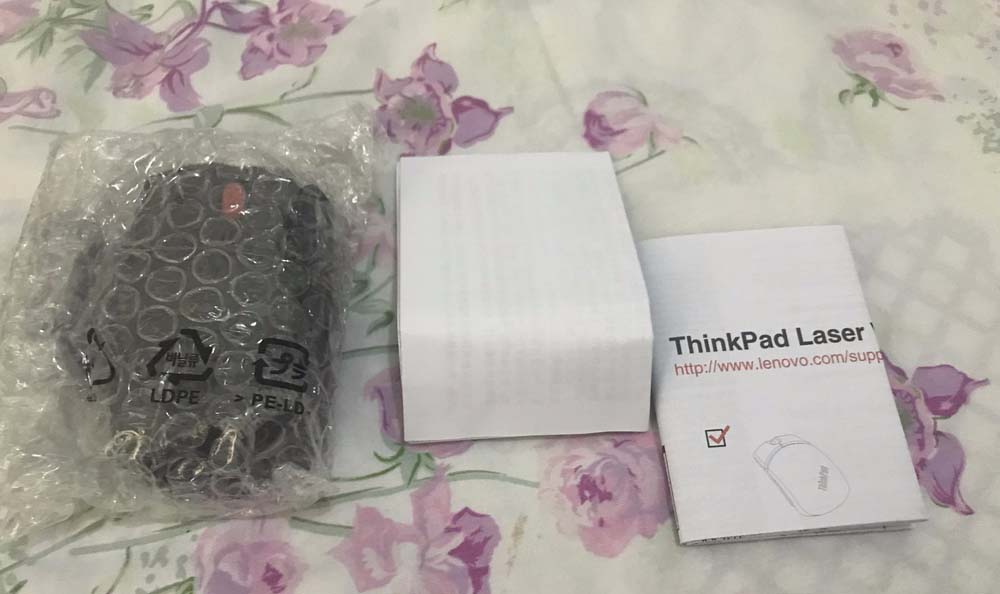 thinkpad激光無線鼠標(biāo)怎么樣? thinkpad無線鼠標(biāo)開箱圖賞