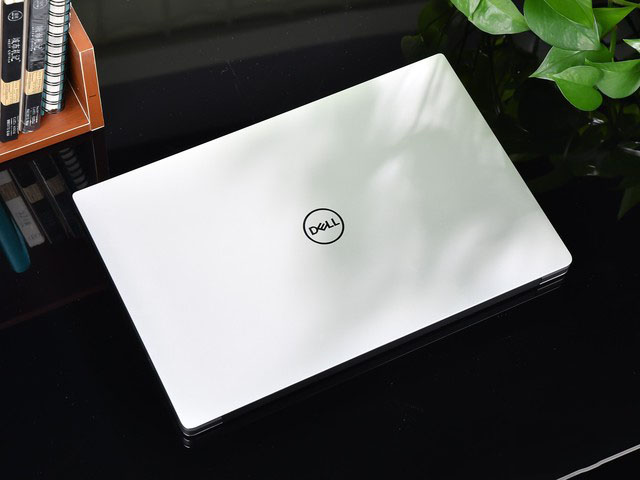 為創(chuàng)意提速 戴爾XPS 15-7590-D1848 設(shè)計(jì)師本詳細(xì)圖文評(píng)測(cè)