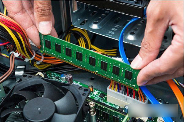 DDR4內(nèi)存兼容DDR3嗎？以及ddr3主板能用ddr4的內(nèi)存條嗎？