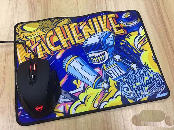 機械師M1電競鼠標套裝值得購買嗎?