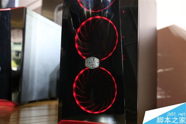 酷冷至尊MasterBox Lite 5中塔機箱首發(fā)圖賞:鏡面前板顏值驚艷