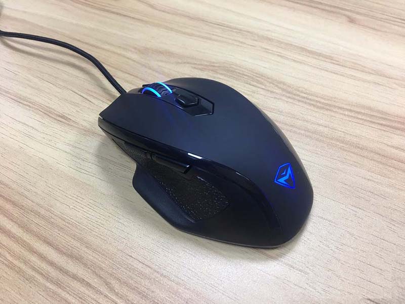 機械師M1電競鼠標套裝值得購買嗎?