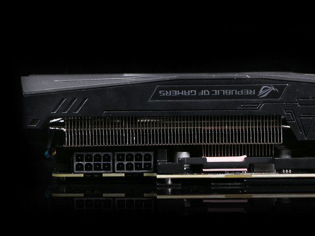华硕ROG STRIX GTX1080Ti全面图解评测和拆解图