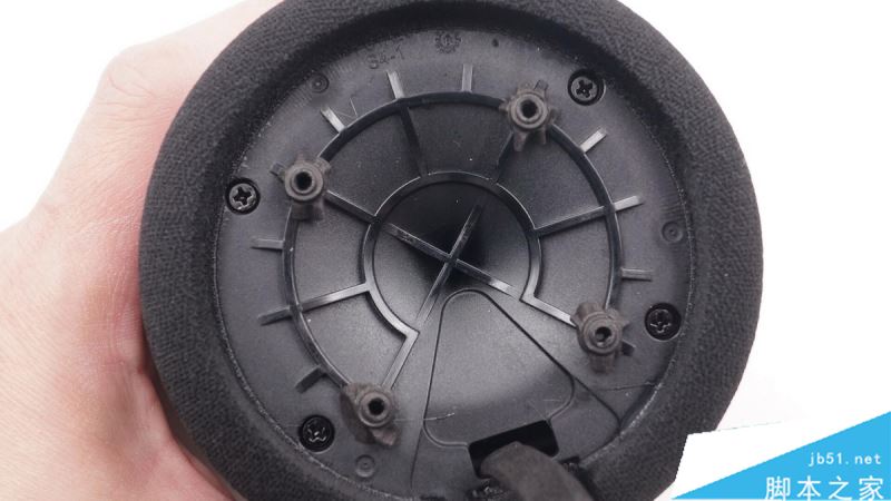 小度人工智能音箱1S內(nèi)部做工如何 小度人工智能音箱1S拆解圖解評測