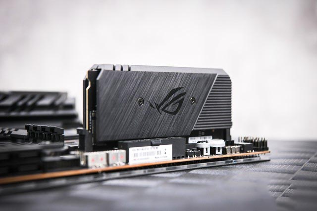 主板Z490對比上代提升了什么?Z490主板詳細評測解析