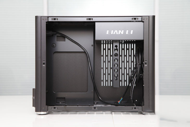 ITX機(jī)箱中的時(shí)代寵兒 聯(lián)力PC-Q38迷你機(jī)箱詳細(xì)圖文評測