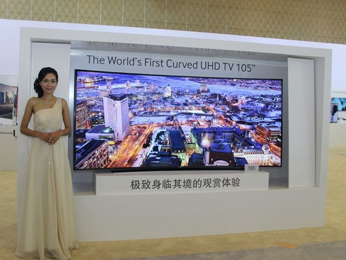 105寸UHD曲面電視將亮相三星IFA2014 與LG一爭(zhēng)高下