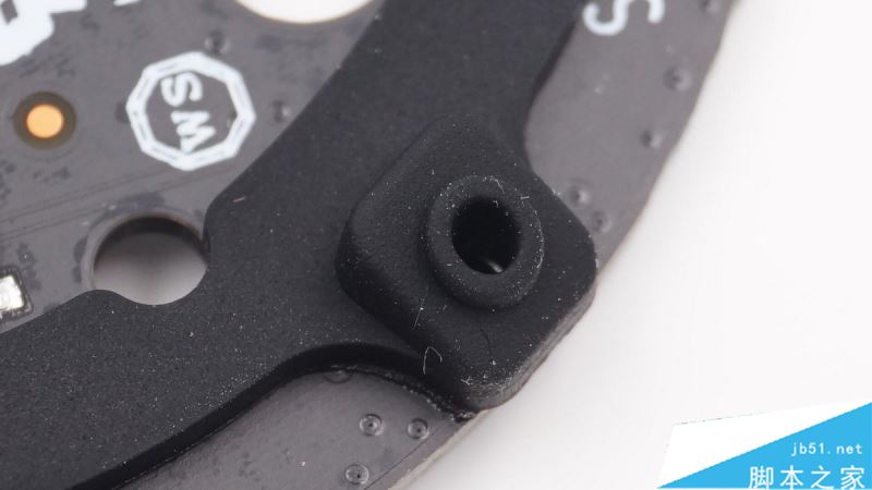 小度人工智能音箱1S內(nèi)部做工如何 小度人工智能音箱1S拆解圖解評測