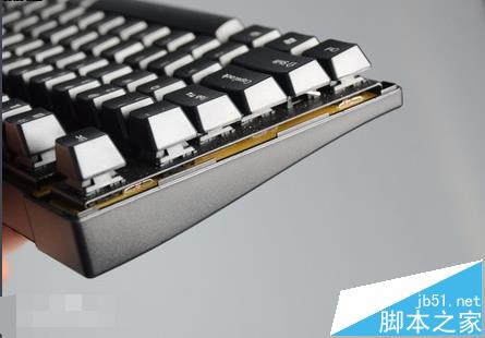 機(jī)械鍵盤怎么調(diào)背光? 機(jī)械鍵盤燈光切換技巧