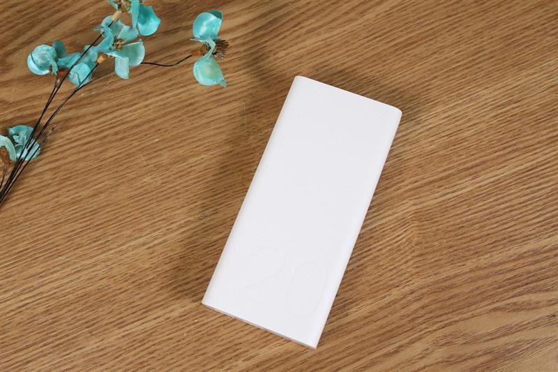 榮耀移動(dòng)電源2值得買嗎 榮耀移動(dòng)電源2使用體驗(yàn)及全面評(píng)測(cè)