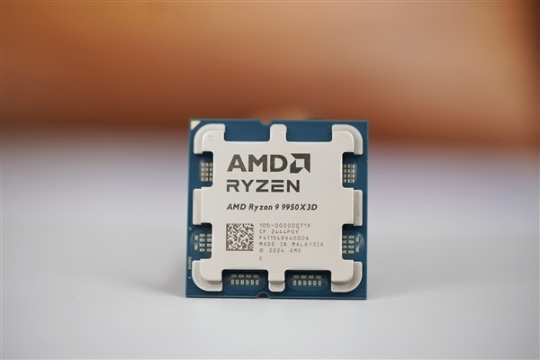 升还是不升 锐龙9950/9800X3D在Win10上更快！超Win11最高18%