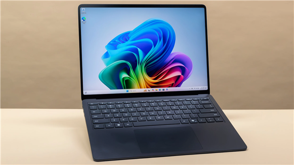 Win10马上停更！2025年Q1全球PC出货量涨至6140万台