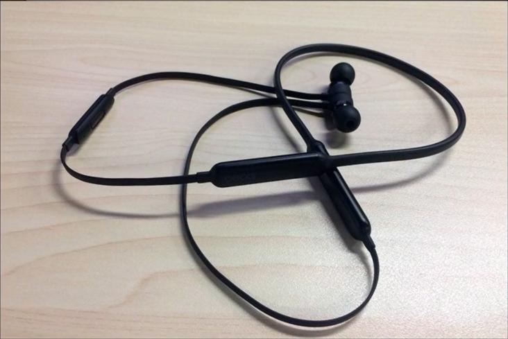 藍(lán)牙耳機(jī)怎么連接臺(tái)式電腦？
